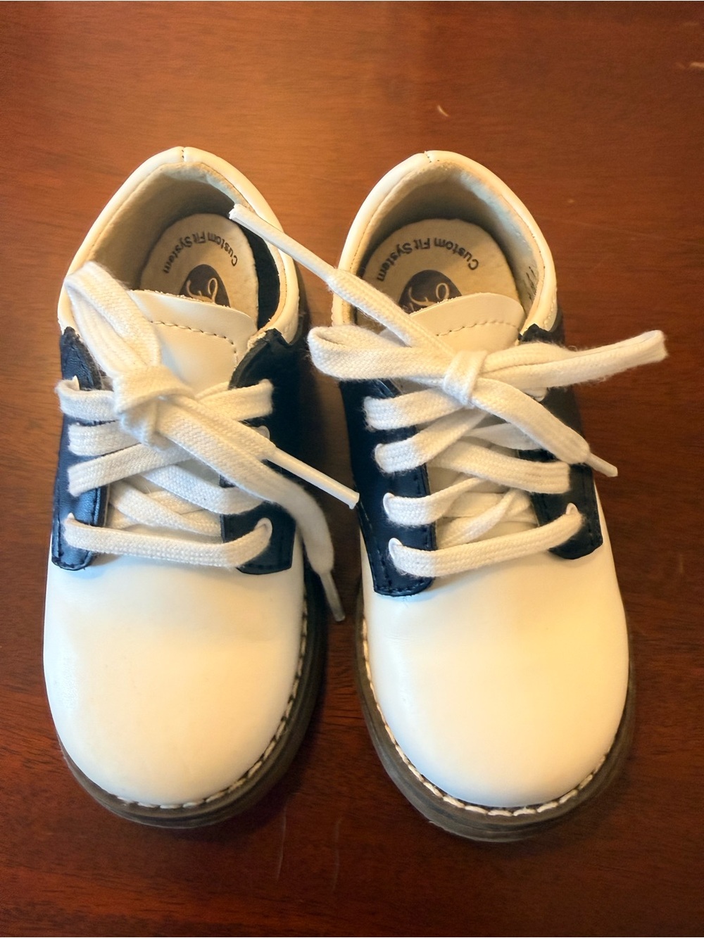 FootMates White and Navy Kids Lace-Up Dress Shoes